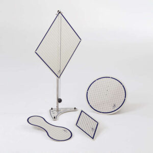 Conjunto de figuras planas com tripé, baricentro - SCN-F002A